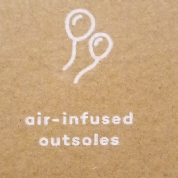 BZEES Olivia Ankle Booties - Picture 15 of 17